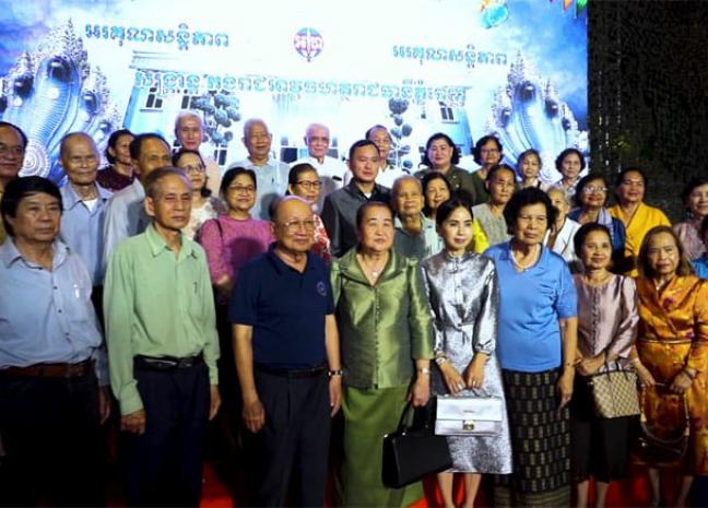 ឧត្តមសេនីយ៍ឯក រ័ត្ន ស៊្រាង រំលេចនូវគុណធម៌ចំពោះអតីតលោកគ្រូ អ្នកគ្រូ សាលាបាក់ទូក ក្នុងឱកាសជប់លៀង ជូនដល់កម្លាំងអាវុធហត្ថរាជធានីភ្នំពេញ!